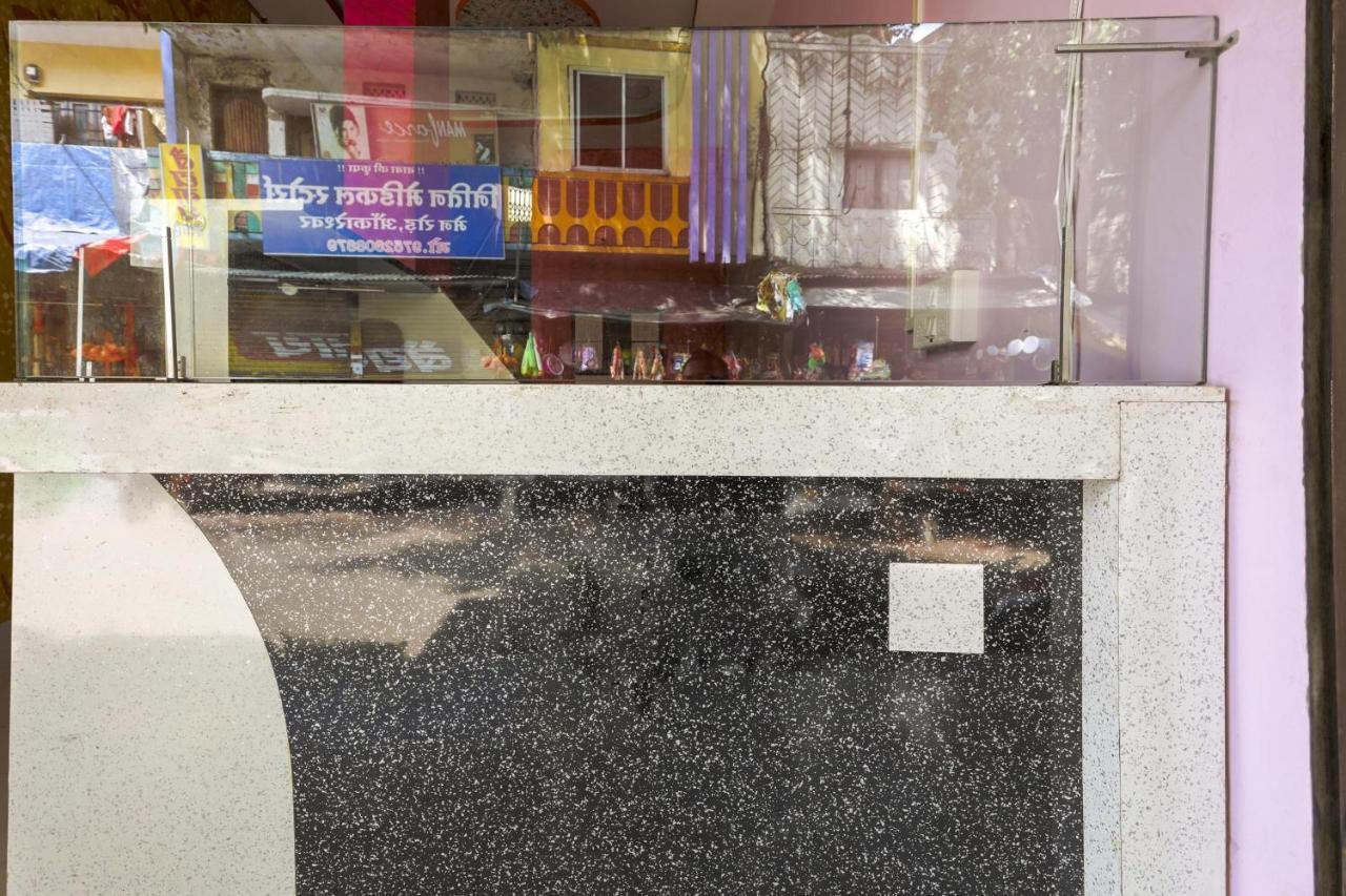 Oyo 45752 Hotel Sb Palace Godarpura Exterior photo
